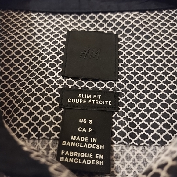 H&M Men's Geographic Button Down Dress Shirt Blue and White Size Small - Picture 3 of 8